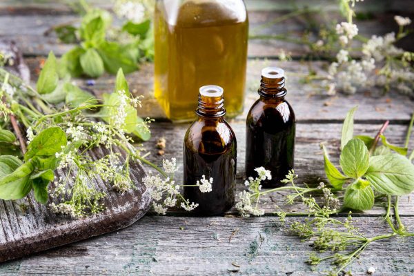 using-essential-oils-for-back-pain